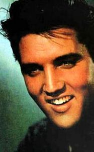 Elvis Presley passe la douane en Hollande