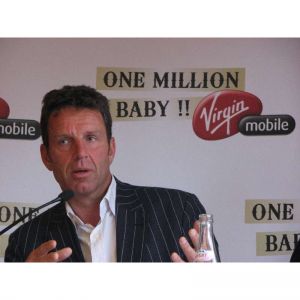 Virgin Mobile devient le premier opérateur mobile virtuel dégroupé