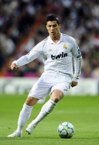 Christiano Ronaldo est aimé par 43 millions de personnes sur Facebook