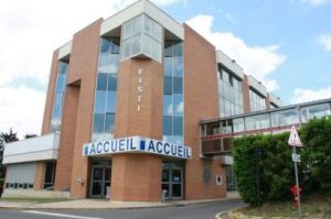 PoE+, 10 Gbit/s et sécurité flexible pour les réseaux des deux campus de l'EISTI