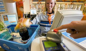 syst&egrave;me de paiement par empreinte digitale Hollande